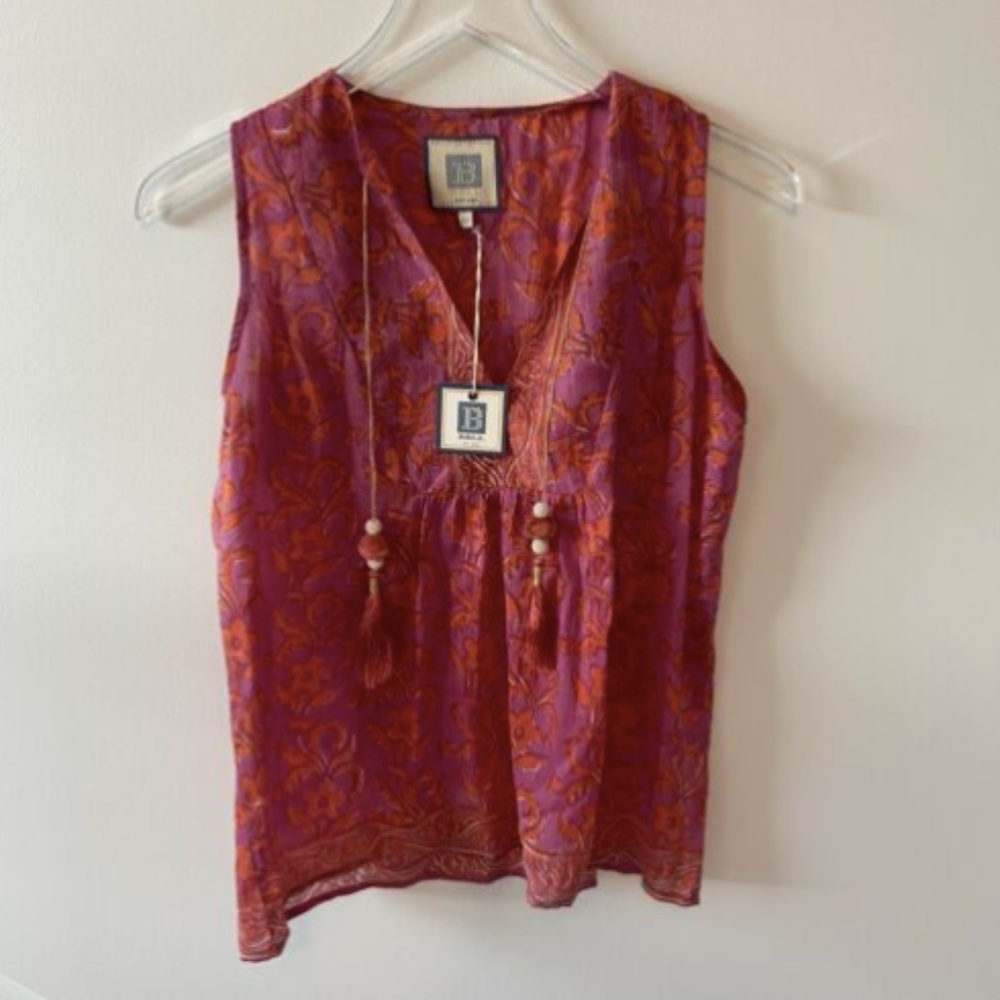 Elegant Sleeveless Blouse in Red and Orange